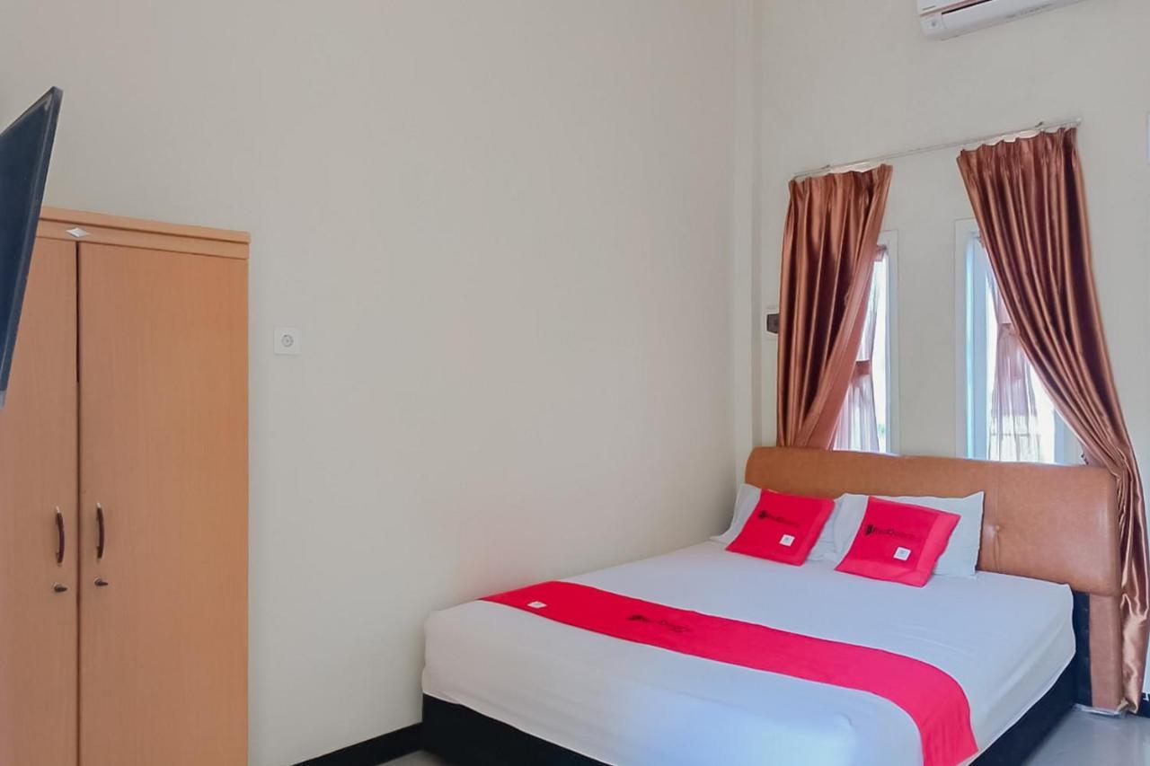 Reddoorz At Pelangi Guest House Balikpapan  Extérieur photo